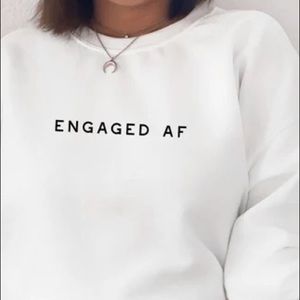 CUTE WOMEN crewneck